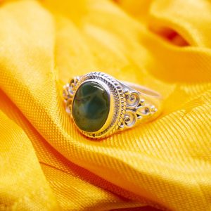 silver-green-turquoise-ring-hissii-jewels